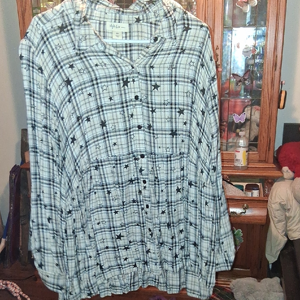 Style & Co. White & Black Long Sleeve Button Down Shirt